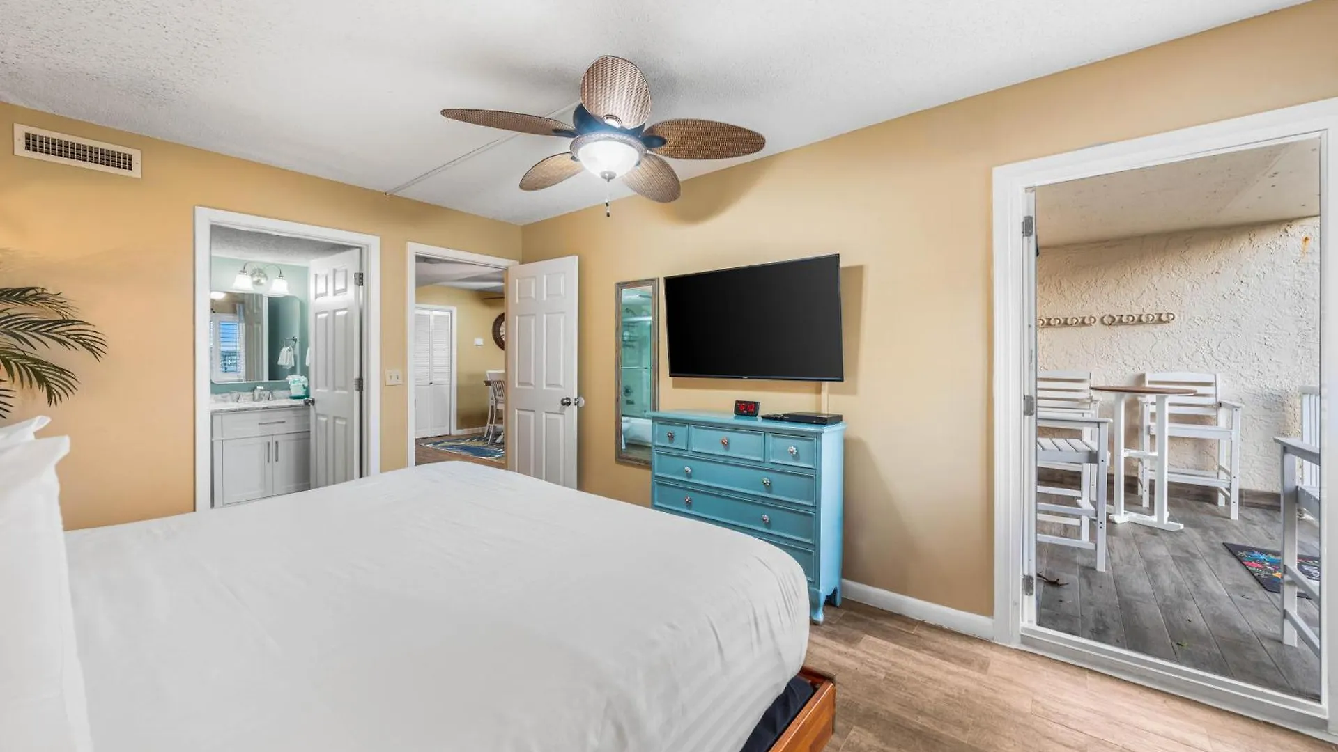 Holiday Surf And Racquet Unit 119 Destin 0*,  United States